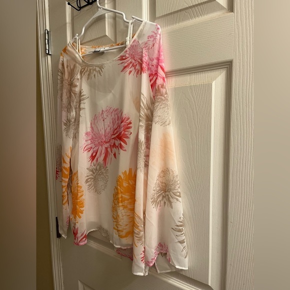 SET~PECK & PECK~SHEAR TOP WITH CAMI~LG - Picture 9 of 13